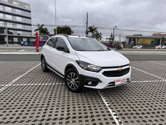 CHEVROLET ONIX 1.4 MPFI ACTIV 8V FLEX 4P AUTOMÁTICO